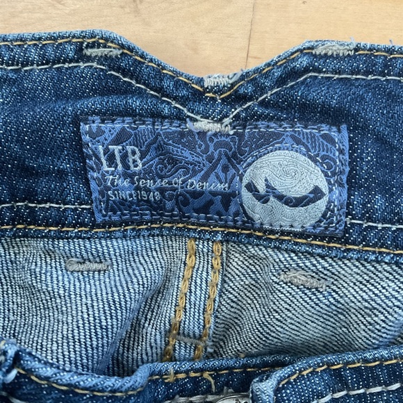 LTB jeans, size 27, distressed lightly - Picture 3 of 4